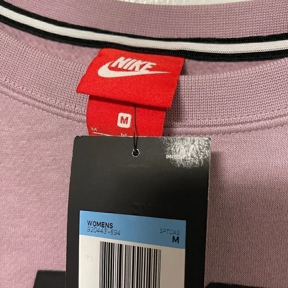 RARE Nike Rally crew neck sweatshirt